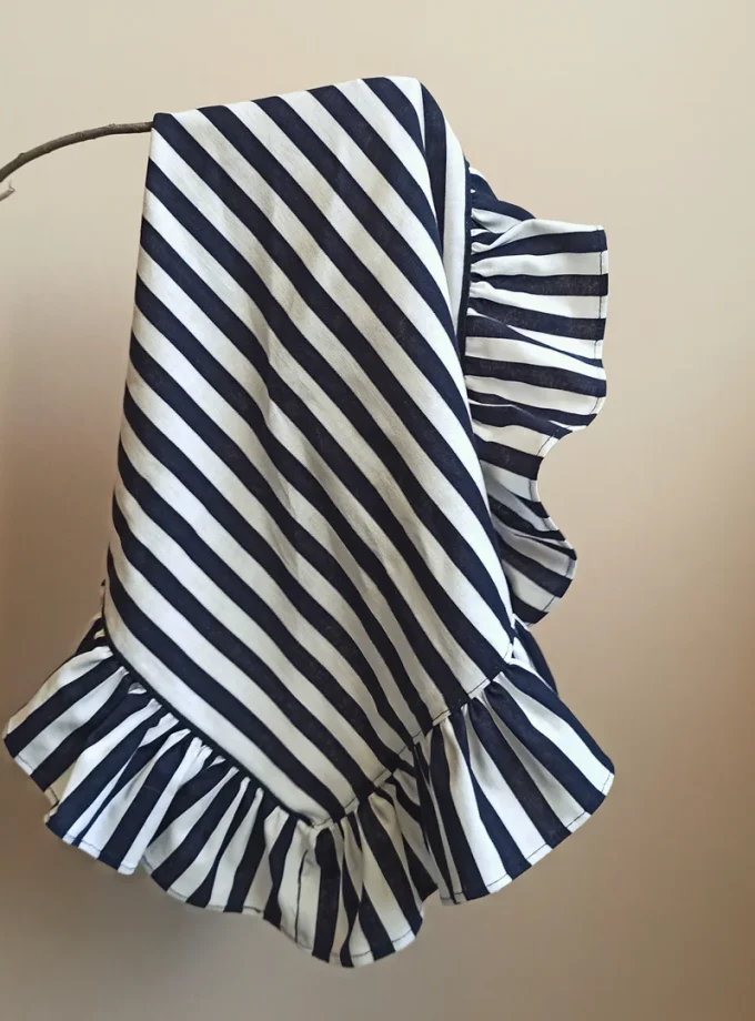 Shop frill linen napkins at Host the Event