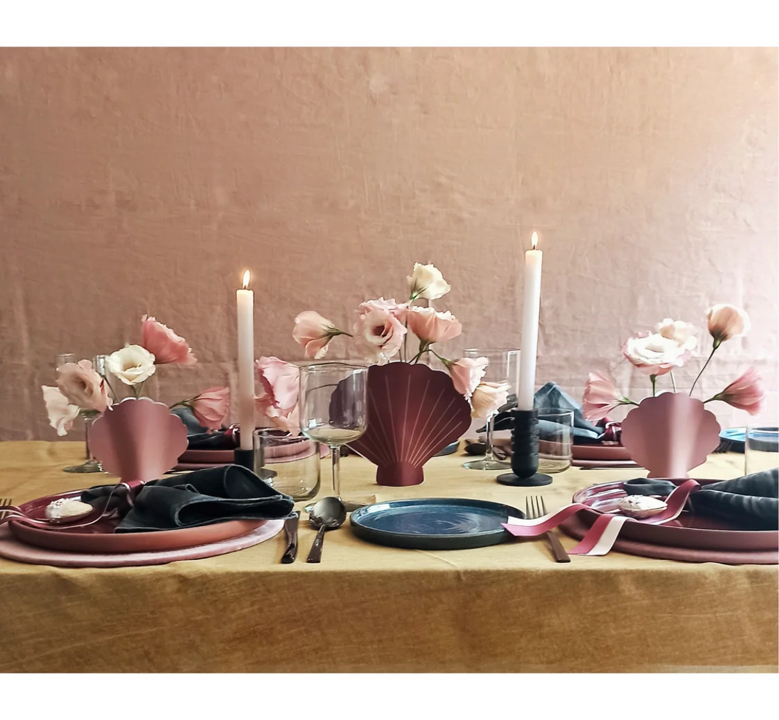 Door to door delivery for table decor hire in Joahnnesburg with Host the Event