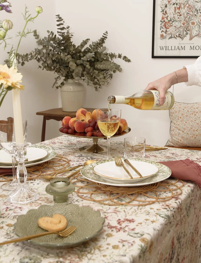 Rent a Tablescape